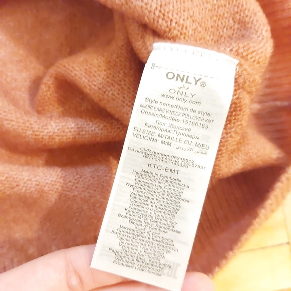 Only sweater - Picture 5 of 6